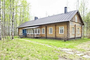 Дом на берегу озера Kutemajarvi в районе города  Pieksämäki - 35546